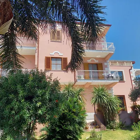 Del Sole 3* Gizzeria