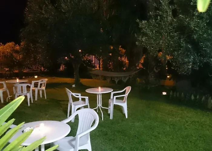 Alojamento de Acomodação e Pequeno-almoço Del Sole Gizzeria