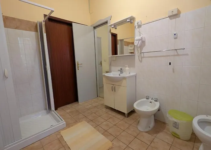 Alojamento de Acomodação e Pequeno-almoço Del Sole 3*