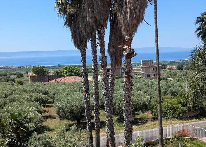 Alojamento de Acomodação e Pequeno-almoço Del Sole Gizzeria