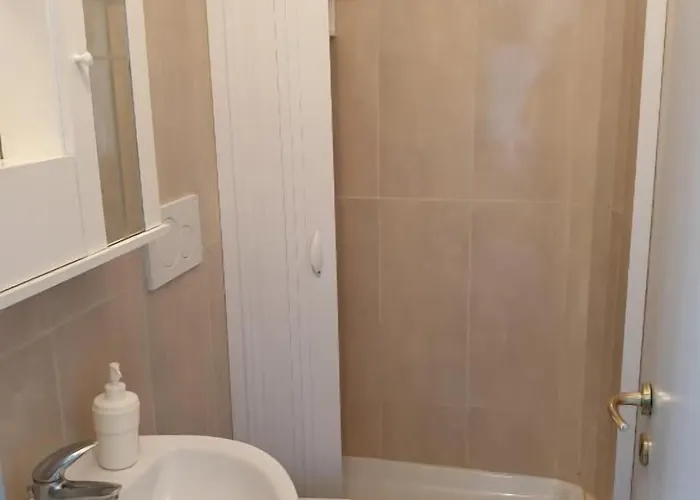 Alojamento de Acomodação e Pequeno-almoço Del Sole 3*