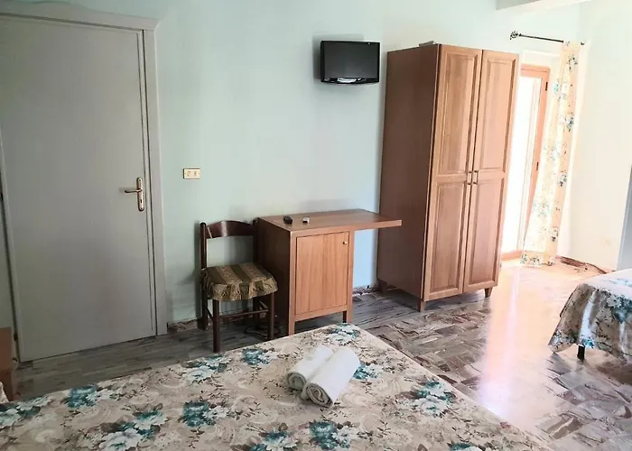 Alojamento de Acomodação e Pequeno-almoço Del Sole 3*